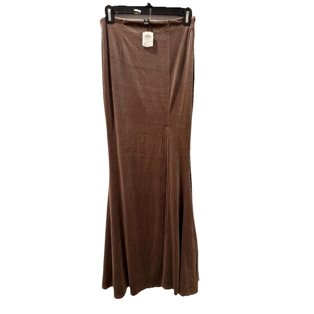 Windsor NWT Velvety Maxi Skirt High Slit Flared Women’s Size Small